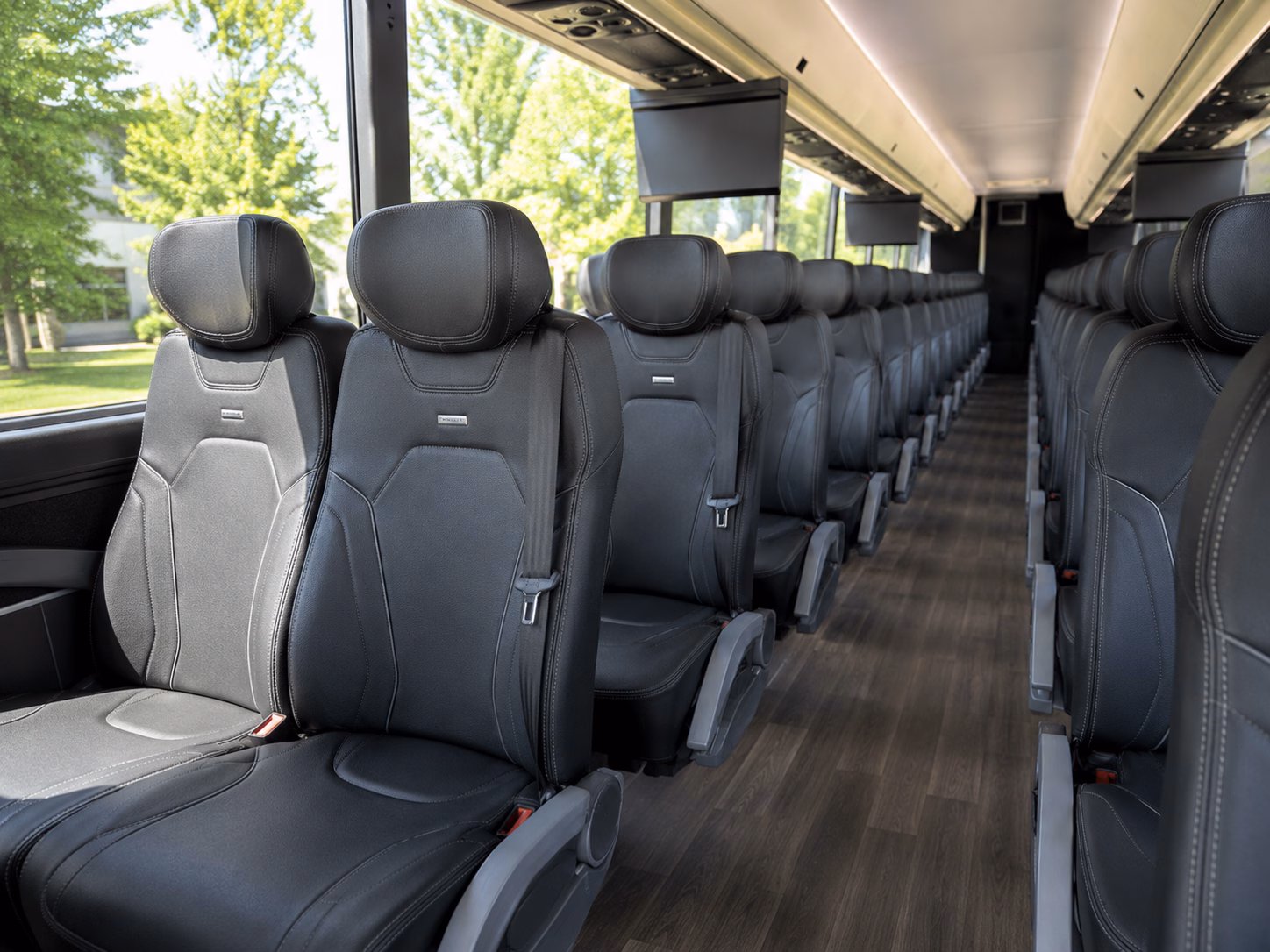 charter buses to wachusett brewing and the westminster corridor