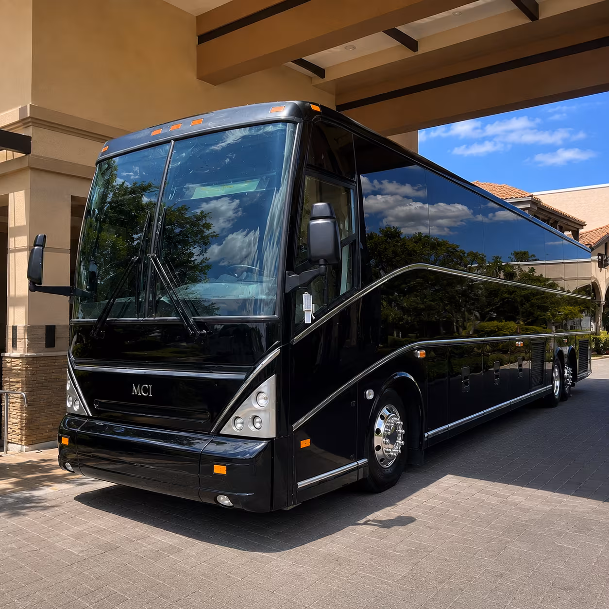 corporate and convention buses that keep your team moving