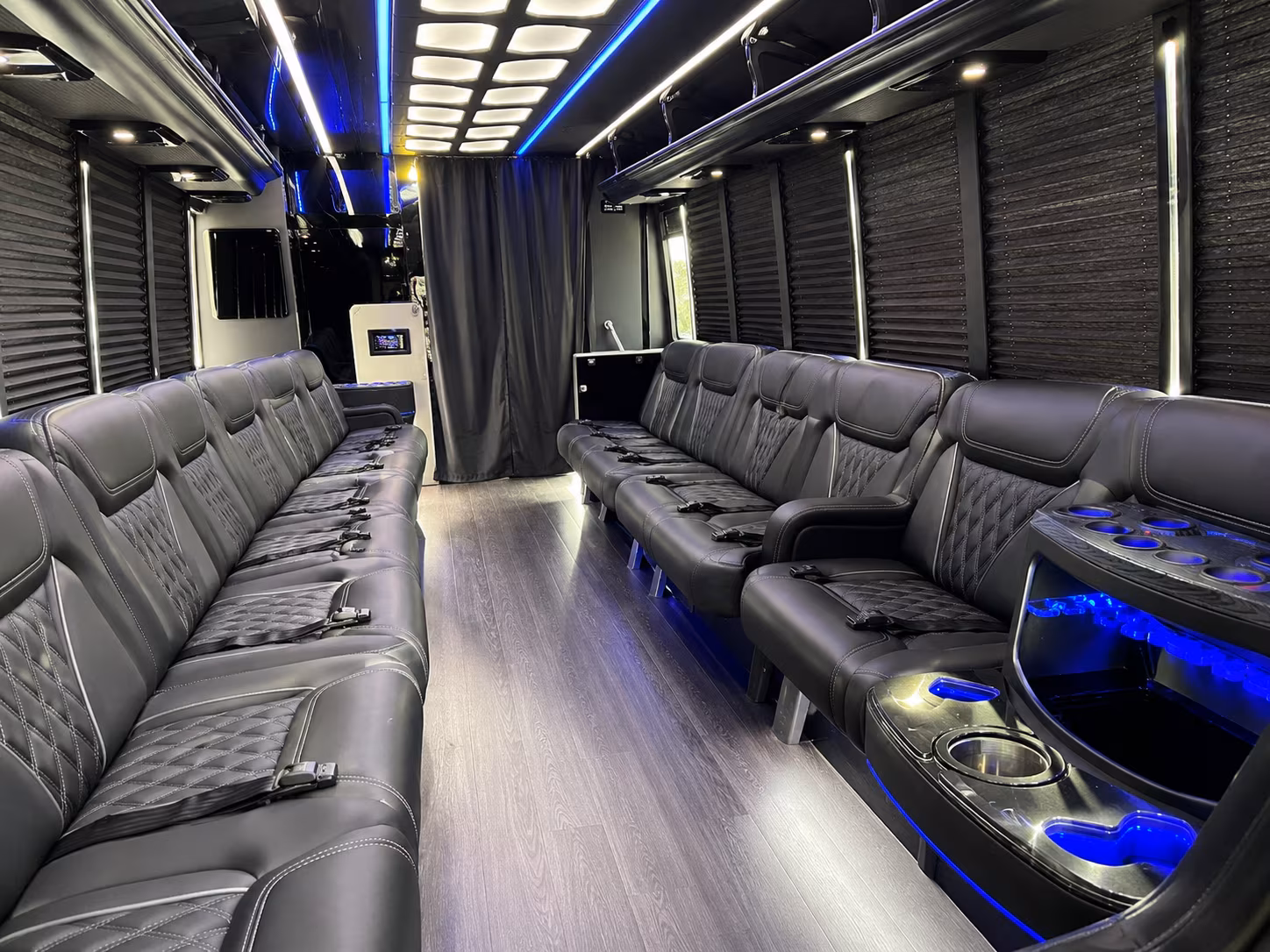 party buses for prom night at mechanics hall in worcester