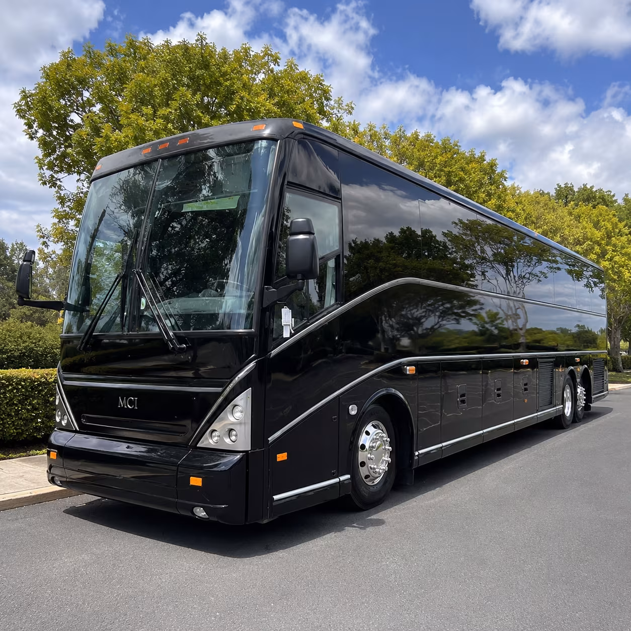 smooth buses for worcester weddings and private celebrations
